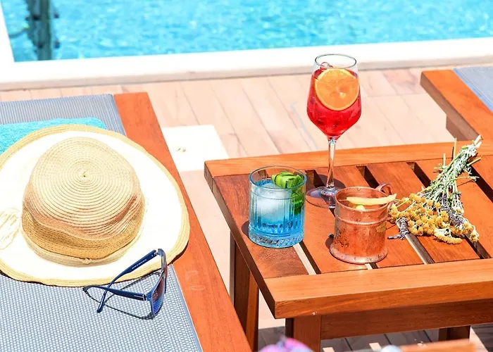 Villa Acrothea Heated Pool *