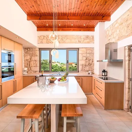 Villa Acrothea Heated Pool *